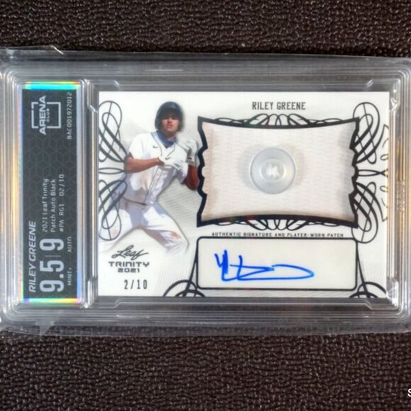 2021 Leaf Trinity RILEY GREENE Button Black Auto RC #'d 2/10 Arena Club 9.5 - Picture 1 of 2